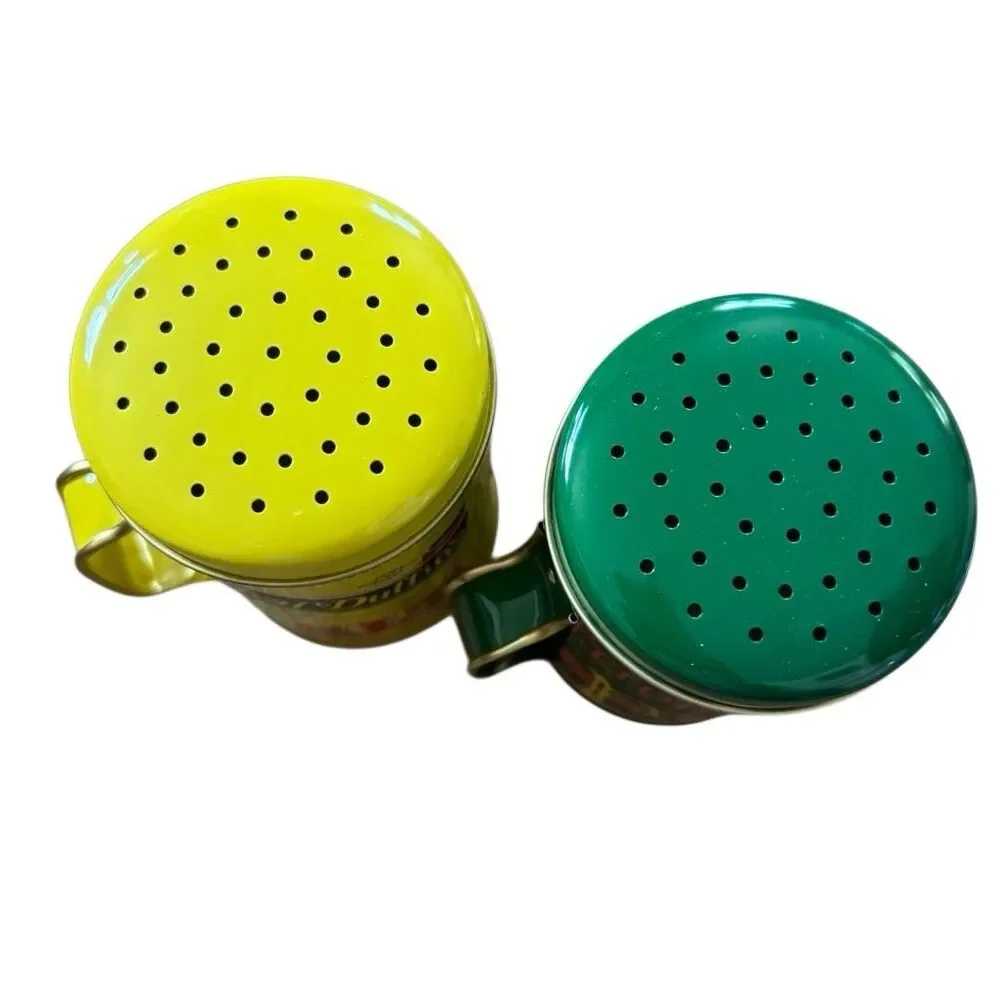 Norpro Nostalgic Salt And Pepper Shaker Set *New*